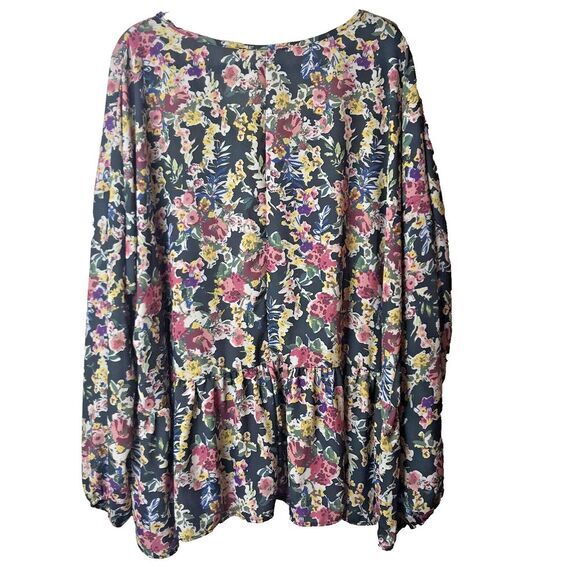 Haptics Women's Multicolor Floral V-Neck Long Sleeve Gathered Bottom Size 3X - Picture 2 of 7